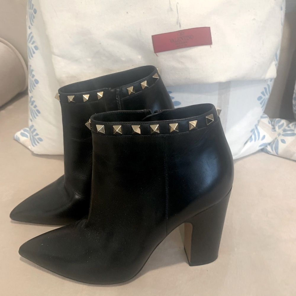 Valentino Rock Stud Booties. Worn once. Duster included.